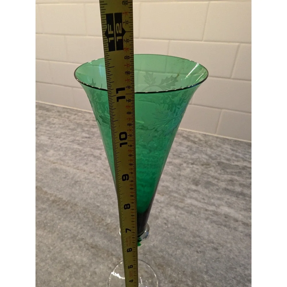 Lenox Crystal EMERALD Green Champagne Flute, Etched‎ Holly
